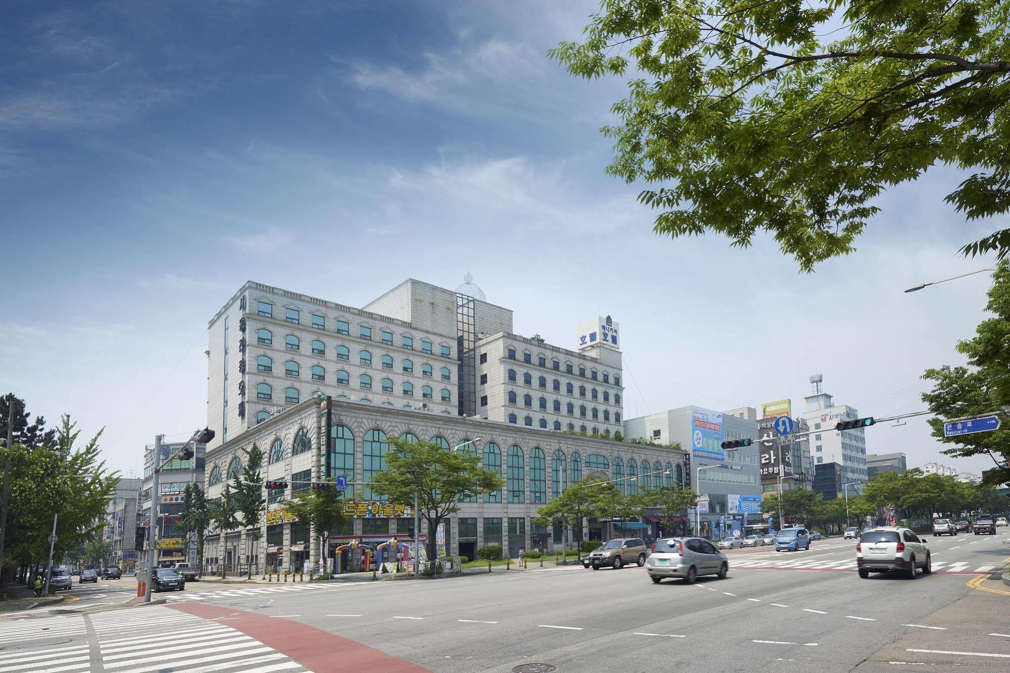 Benikea Premier Hotel Siheung Luaran gambar