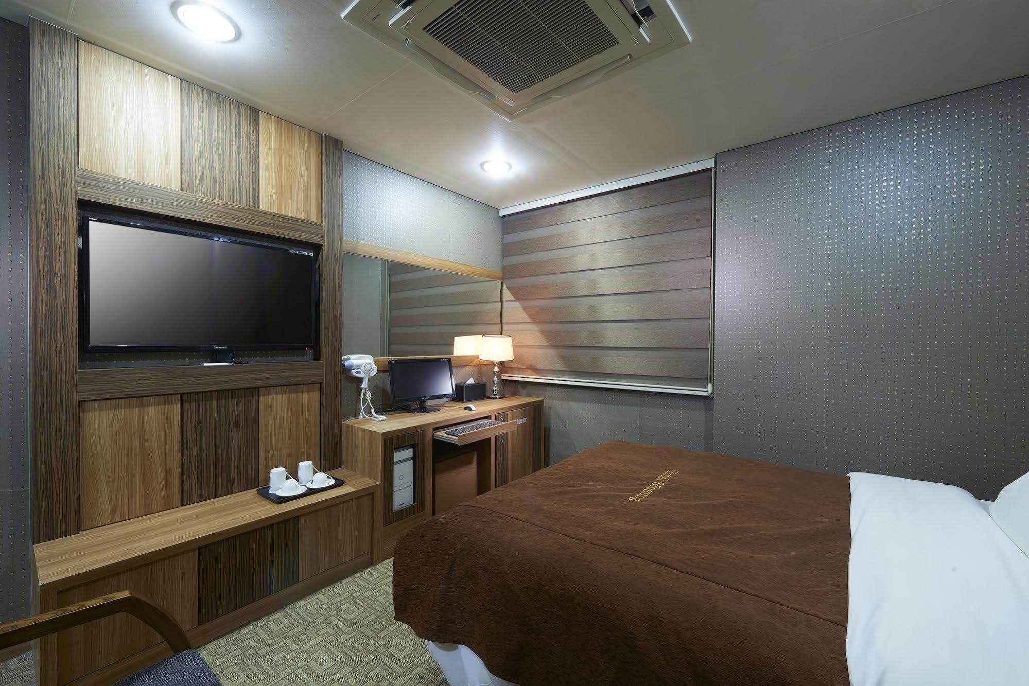 Benikea Premier Hotel Siheung Luaran gambar